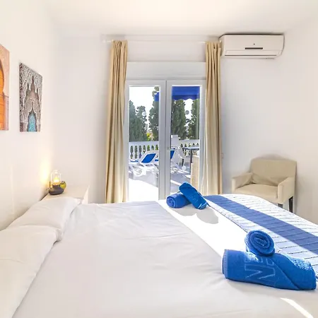 Private Heated Pool Roof Terrace Villa